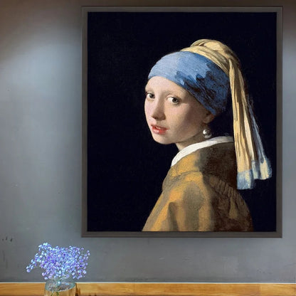 GIRL WITH A PEARL EARRING by Johannes Vermeer